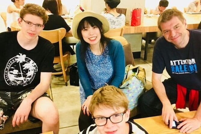 1.5 Hour Food Tour at the Kuromon Market in Osaka - The guide’s role is more than pointing at food