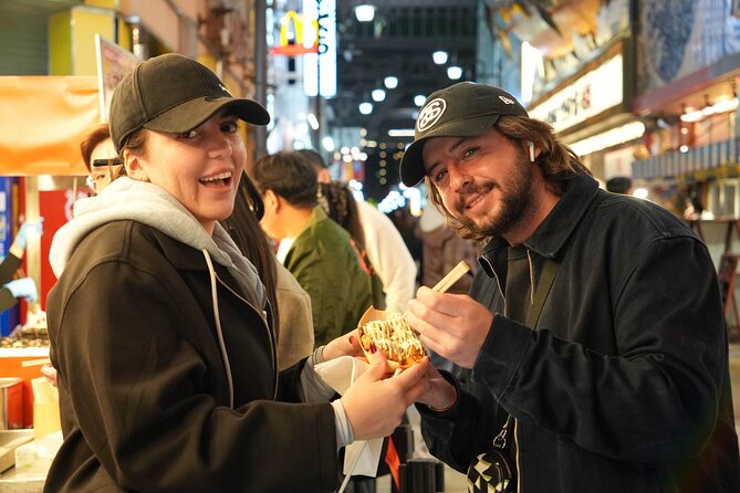 [1 Group Only] Osaka Street Food Tour for Family - What the guides add to the evening