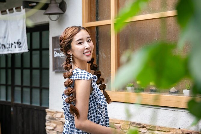 1 Hour Private Photoshoot in Osaka - Weather, timing, and other practical details