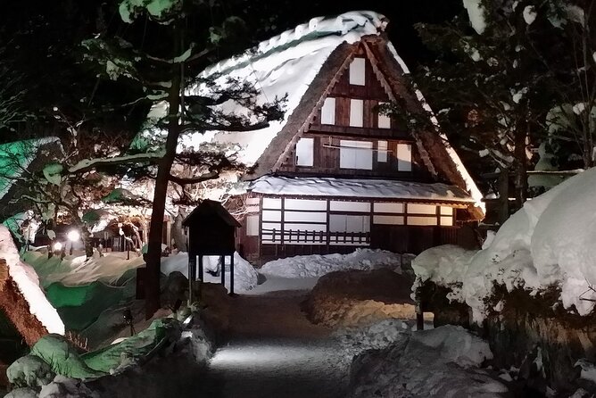 2-Day Bus Tour to Shirakawago & Hida No Sato Winter Illumination - Snow-covered Shirakawago in 90 minutes