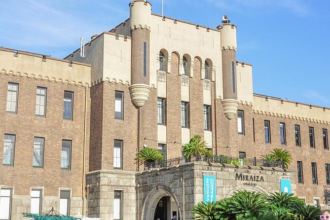 A Tour to Explore the Symbol of Osaka: Osaka Castle - What the private format really offers