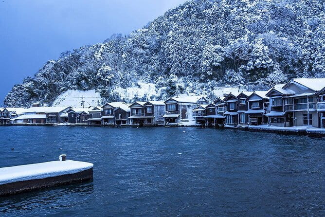 Amanohashidate Ine Funaya Miyama Village No Sato Tour from Osaka - Leaving Osaka early for a full day out