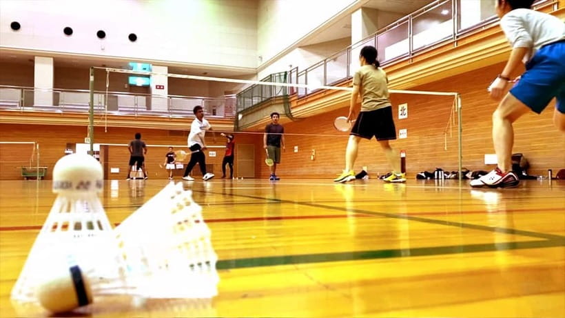Badminton in Osaka & Kyoto with Locals! - Language, group size, and the social feel