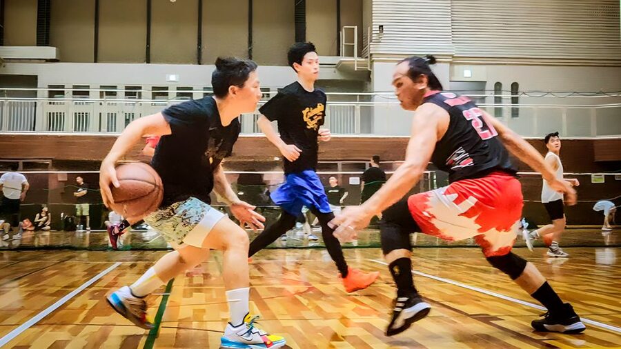 Basketball in Osaka with local players! - Facilities that make the session easier