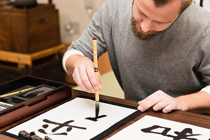 Calligraphy Workshop in Namba, Dotonbori - Key points at a glance