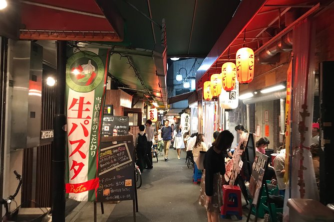 Deep Osaka Night Life, Eat & Drink! - Stop one: takoyaki to set the Osaka mood