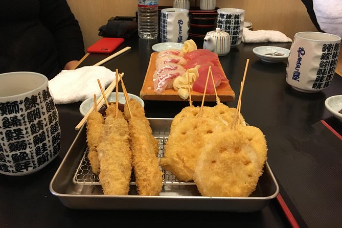 Eat, Drink & Cycle: Osaka Foodie Bike Tour - A hands-on stop at Tower Knives