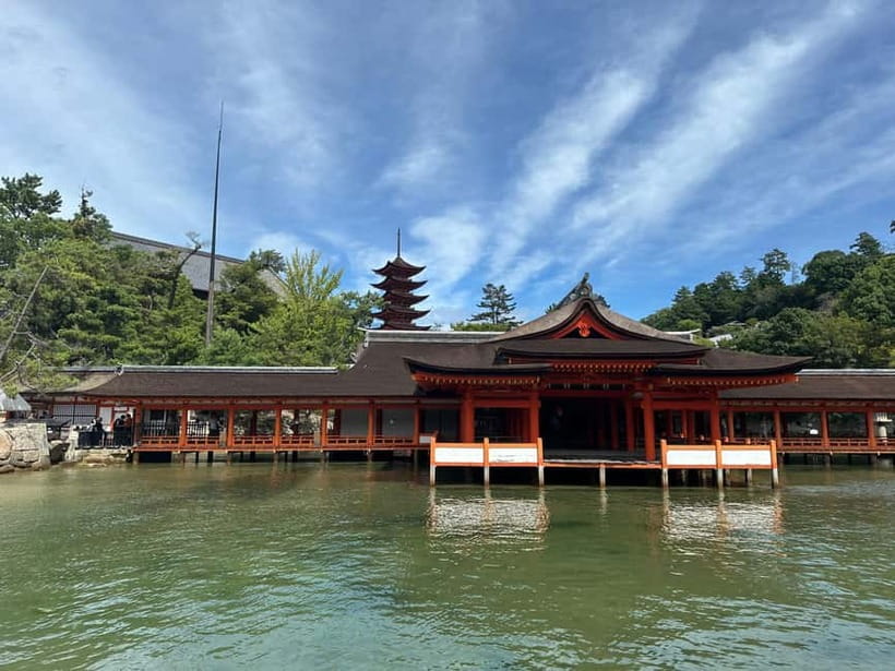 From Osaka: Hiroshima and Miyajima Day Trip by Bullet Train - One hundred minutes for island food and wandering