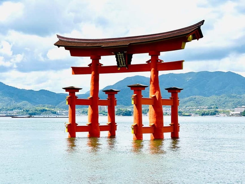 From Osaka: Hiroshima and Miyajima Day Trip by Bullet Train - Miyajima and the Itsukushima Shrine