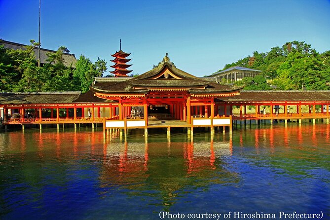 Full Day Hiroshima and Miyajima Tour by Bullet Train from Osaka - Choosing lunch on a tight island schedule