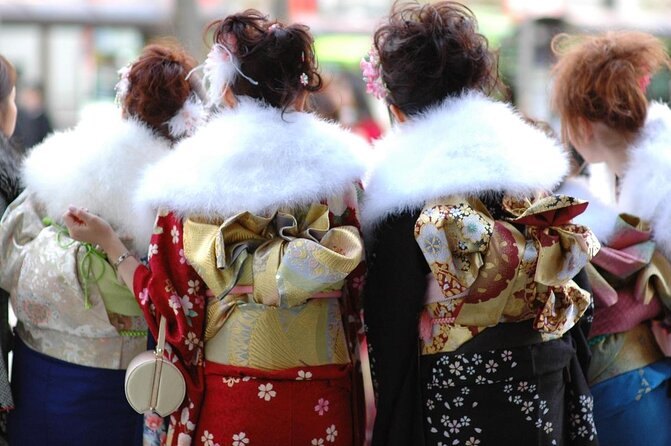 Guided Photography Tour in Osaka: Capturing Memories - Key points at a glance