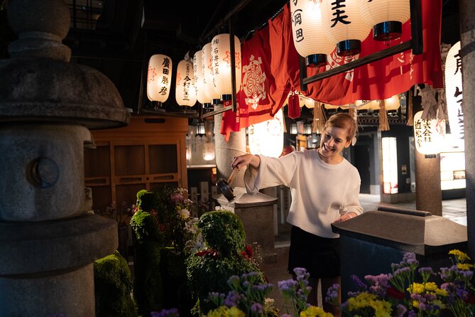 Guided Photography Tour in Osaka: Capturing Memories - Walking the Dotonbori river for natural portraits