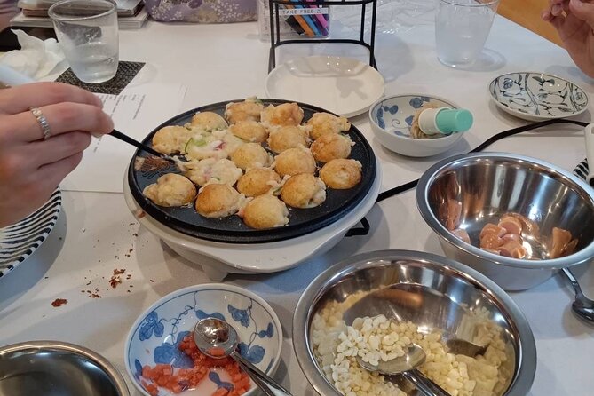 Japanese home cooking class in Osaka Umeda - Cooking Japanese food in a real Osaka home