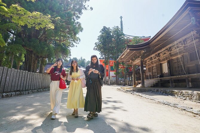 Koyasan Day Trip by Private Car from Osaka - Why a private car makes Koyasan easier