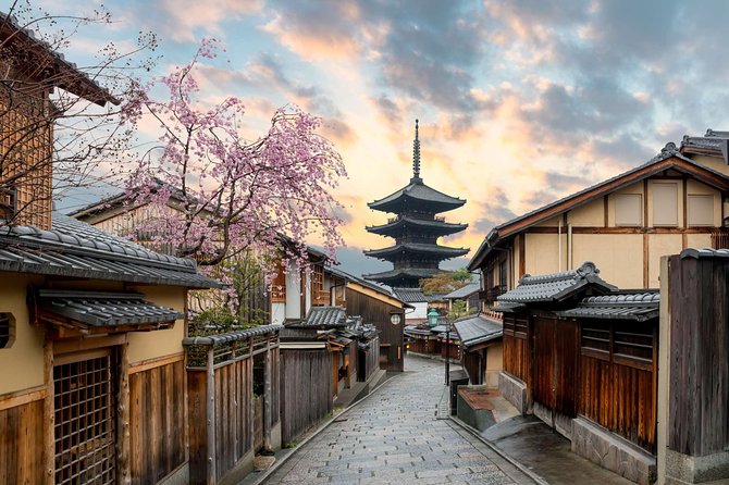 Kyoto Full-Day Private Tour (Osaka departure) with Government-Licensed Guide - Why this private Kyoto day works from Osaka