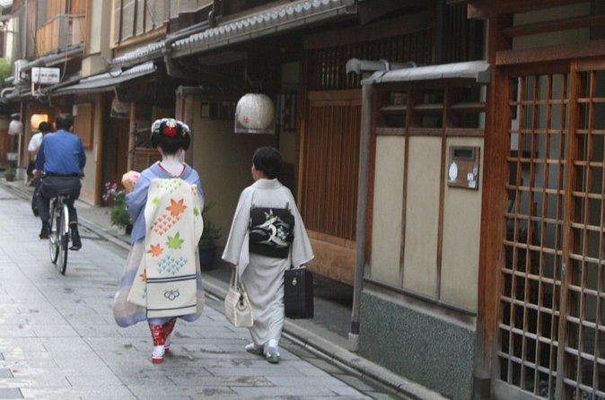 Kyoto private tour (Shore excursion available from Osaka or Kobe port) - Tatsumi Daimyojin and the Gion lanes