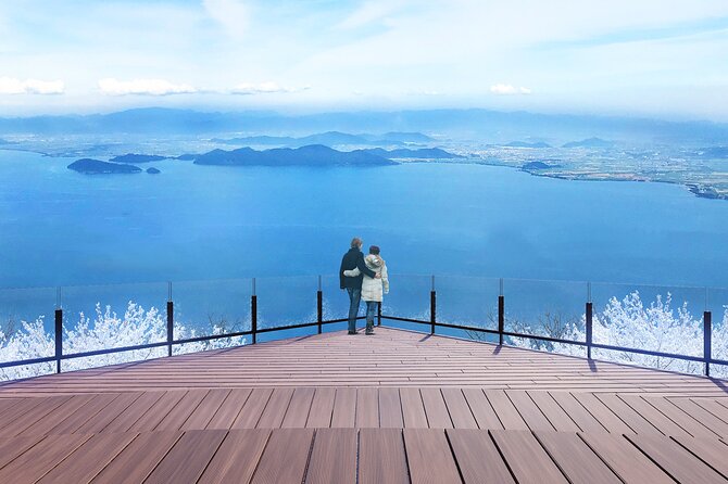 Lake Biwa Tour: Shirahige Shrine, Ukimido ,La Collina Omihachiman - The long-day reality