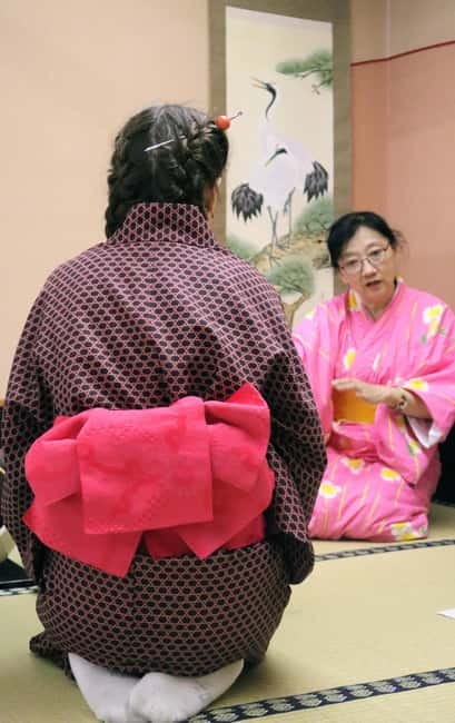 Learn Zen in a class of making Matcha tea near Osaka Castle - Wagashi and Japan’s seasonal sense of beauty