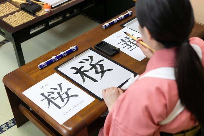 Learning Zen of Japanese Calligraphy in kimono near Osaka Castle - Creating the final piece and taking photographs