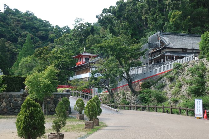 Minoh Waterfall and nature walk through the Minoh Park - Ryuanji Temple and the mountain traditions of Minoh