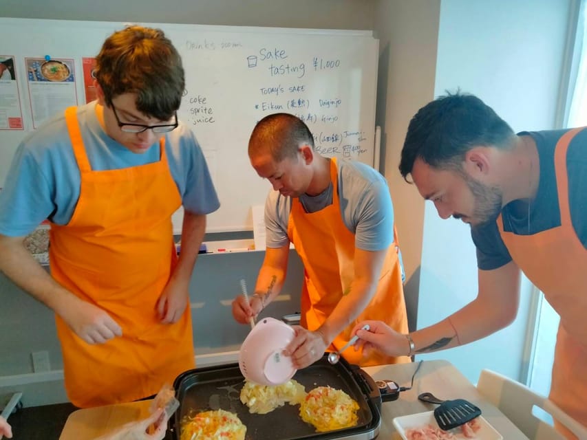 Okonomiyaki or Ramen&Gyoza Class with Local Shop Tour - A Short Shop Tour With Local Context