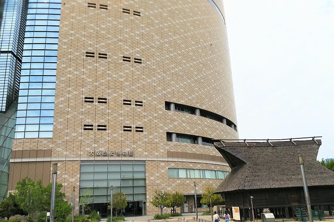One-Day Walking Tour : Making Fun Memories in North Osaka - Entering Osaka Castle and the world of samurai power