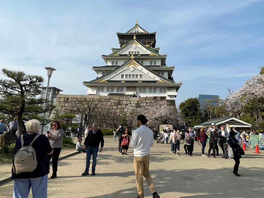 Osaka Castle Guided Tour - What the guides do especially well