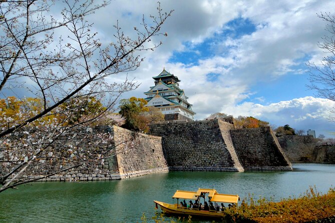 Osaka Castle & Temple Walking Tour with Multilingual Audio Guide - What the multilingual audio guide adds