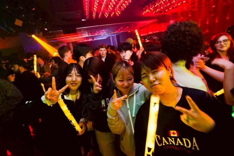 Osaka Dotonbori:GIRAFFE Nightclub Ticket with Drink/VIP Plan - What GIRAFFE JAPAN offers in Dotonbori