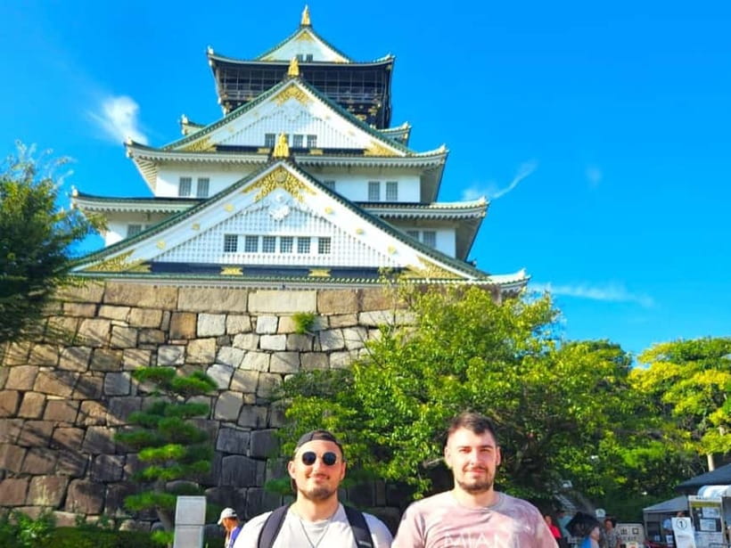 Osaka: Early Morning Osaka Castle Guided Tour, Avoid Crowds - The first guided viewpoints