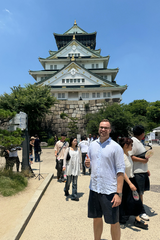 Osaka: Explore Every Bit of Osaka Castle in 3 Hours - Walking, timing, and access