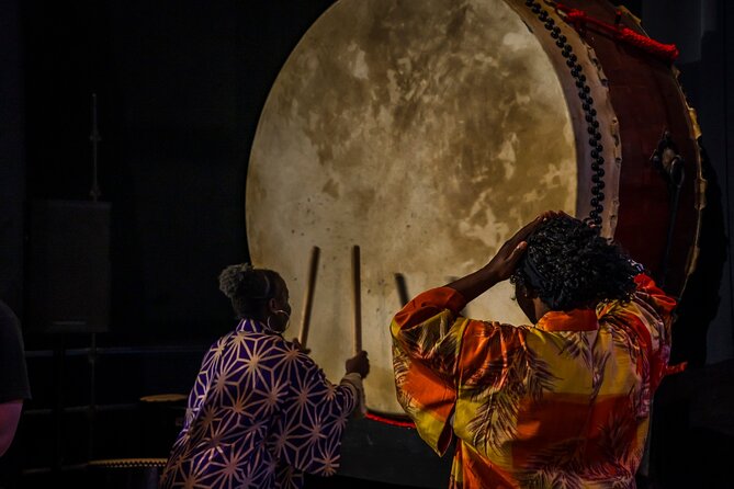 OSAKA:Feel the Power! Learn Taiko Drum from Professionals - Why the small group matters