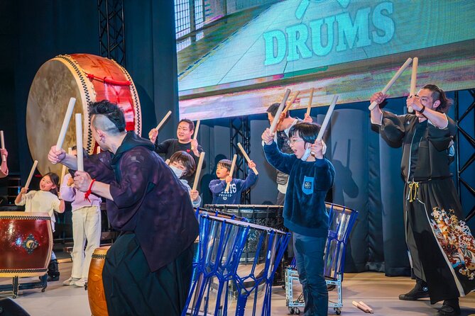 OSAKA:Feel the Power! Learn Taiko Drum from Professionals - Getting to TEMPO HARBOR THEATER
