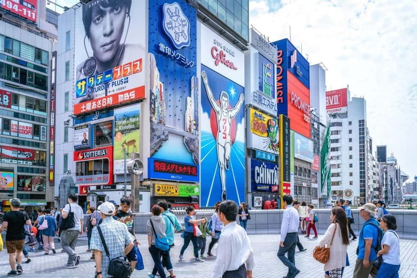 Osaka: Food Tour Kuromon Market & Dotonbori with Guide - Practical preparation for the walking route