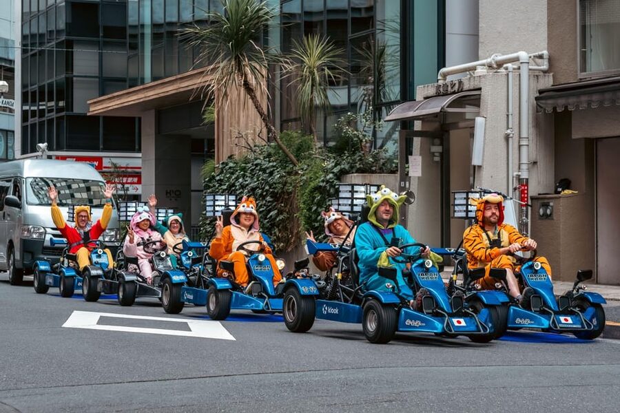 Osaka: Go Kart Tour on Osaka Streets with Guide - Who should book this Osaka drive