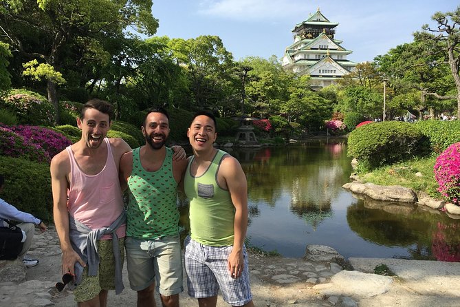 Osaka in a Nutshell: Three hour bike tour - Nakanoshima Park and the old business district