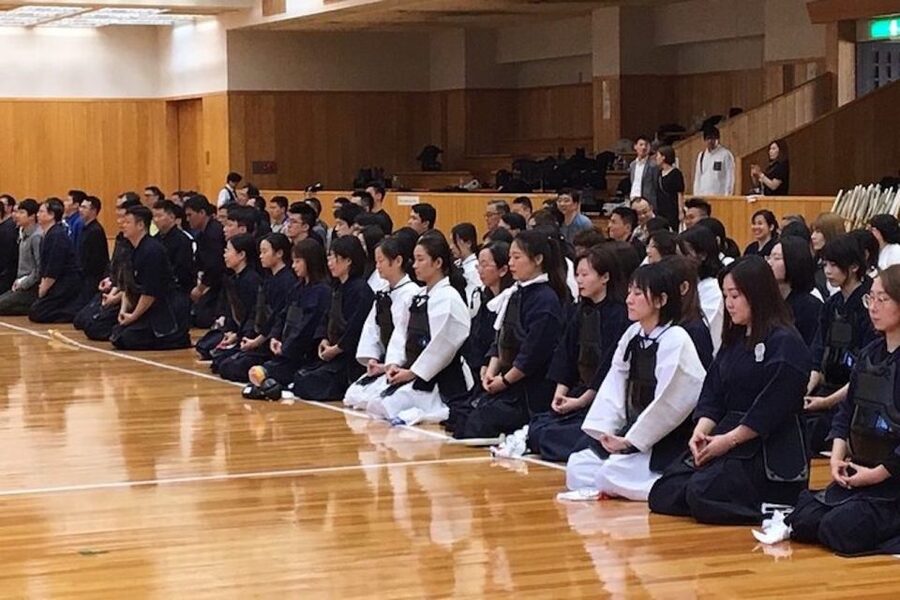 Osaka: Kendo Workshop Experience - The final bow and photograph