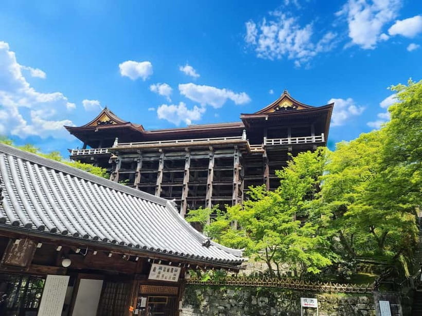 Osaka: Kyoto & Uji Historical Sites and Scenic Delights Tour - Byodo-in and the ten-yen coin connection
