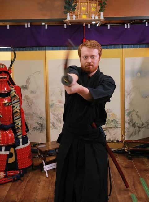 Osaka: Learn Bushido - Trial Slashing with Samurai Sword - Who will enjoy this most?