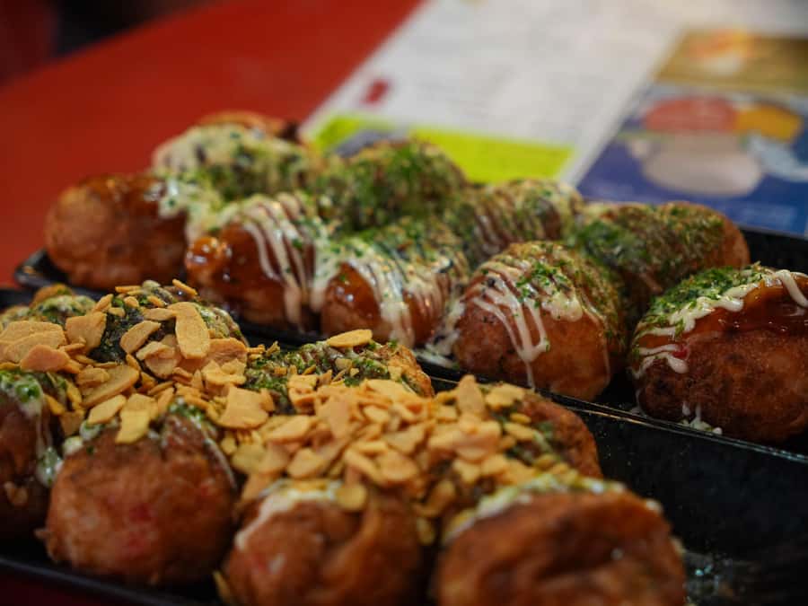 Osaka Morning Tour: Shitennoji Temple, Shinsekai &Doutonbori - Starting at Tenno-ji Station and Tennoji Park