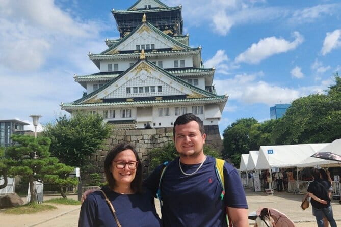 Osaka: Osaka Castle Tower Private Guided Tour in 90 Minutes - What the Osaka Castle tour actually covers