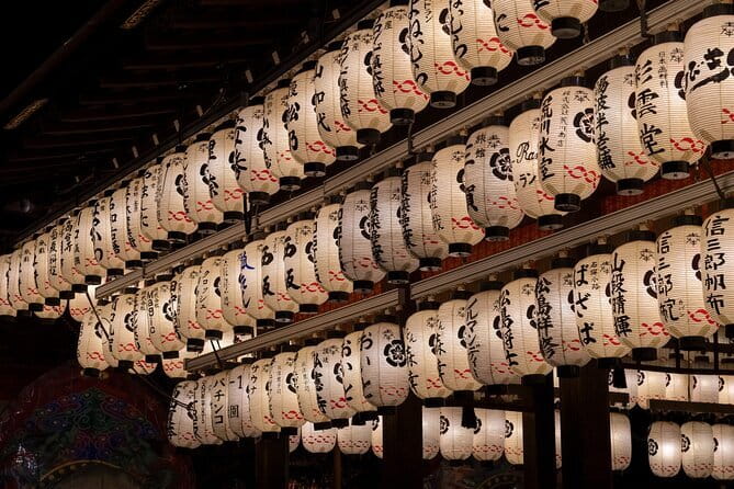 Osaka Photography Masterclass - Private Photography Lesson - Starting in Shinsekai and photographing old Osaka