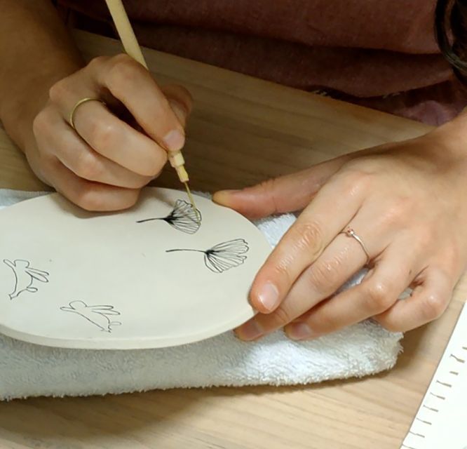 Osaka: Private Ceramic Painting Workshop - Waiting for the kiln and delivery