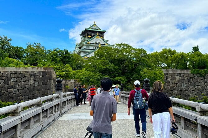 Osaka Private Custom Walking Tour - Why a private Osaka tour can work so well