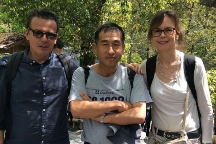 Osaka: Private Custom Walking Tour with a Local Guide - A private way to get your Osaka bearings