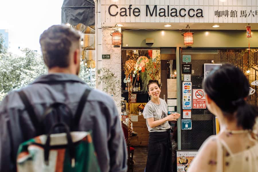 Osaka: Private Discovery Tour with a Local - Osaka Food Advice and Street Stops