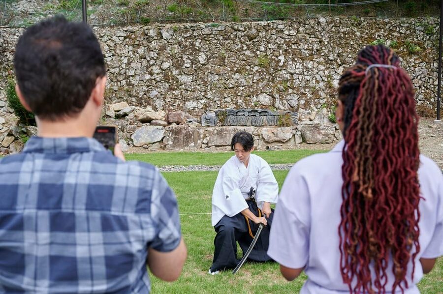 Osaka: Private Samurai Experience - Train with Sword Master - Who should book this sword experience?