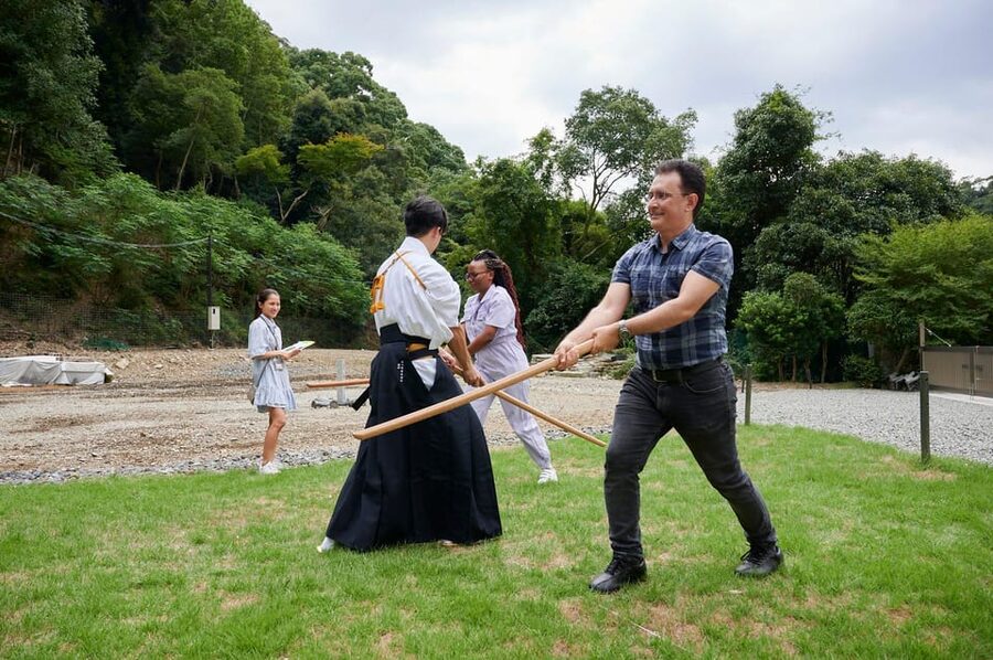 Osaka: Private Samurai Experience - Train with Sword Master - Watching Tatsuya Watanabe’s sword performance