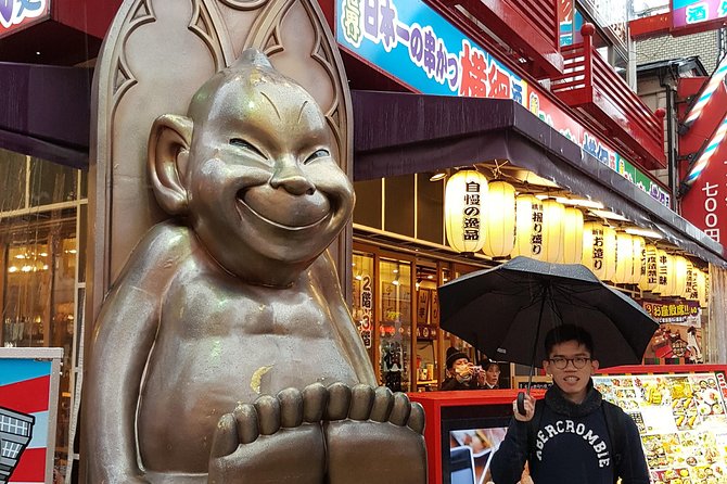 Osaka’s Best and Brightest: Private Full-Day Tour by Vehicle - Shitennoji offers a calmer historic pause