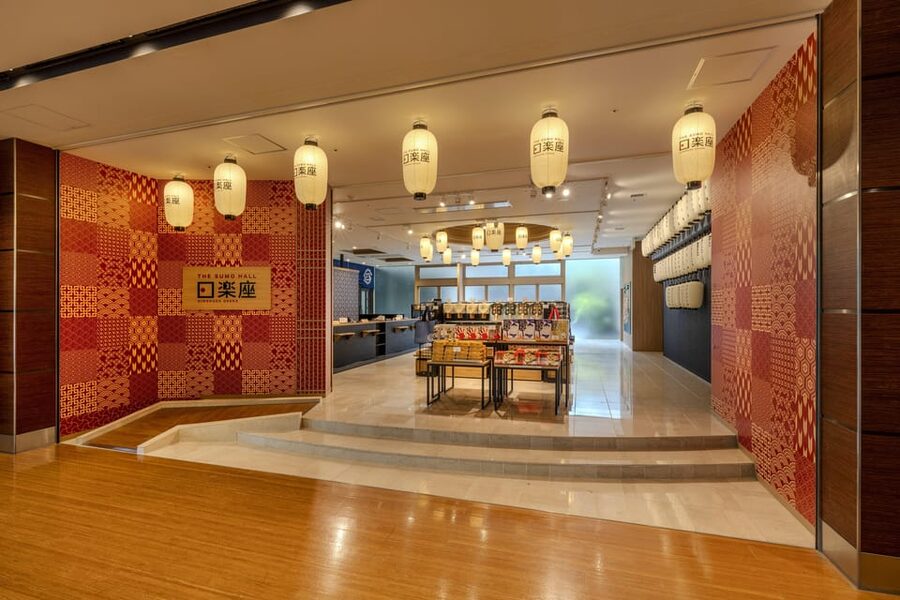 Osaka: Sumo Stage Show with Bento or Snack + Fight & Photo - Is $93 a Fair Price for One Hour?